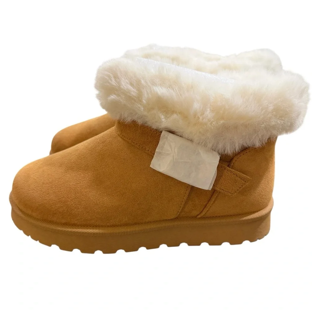 Goldnut/Ankle/Winter-Fall Boot/Women's/ Fluffy Trim & Buckle/Size: 6